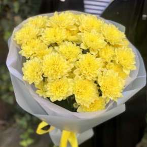 Букет із 5 хризантем Сонячний